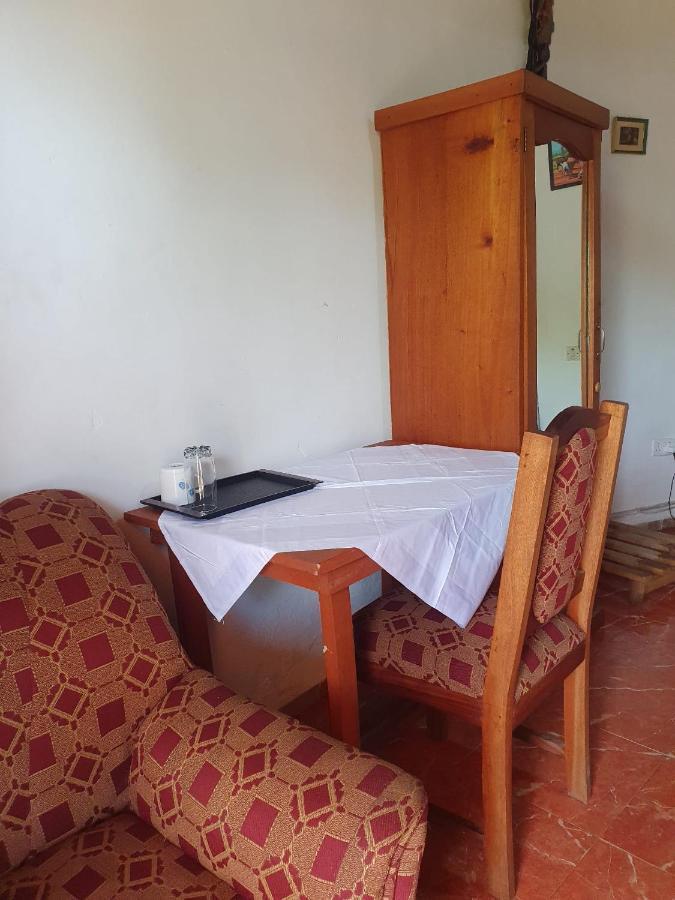 Comfort Beach Resort Biriwa Extérieur photo