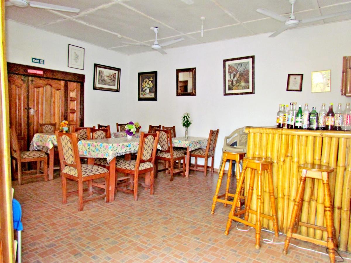 Comfort Beach Resort Biriwa Extérieur photo
